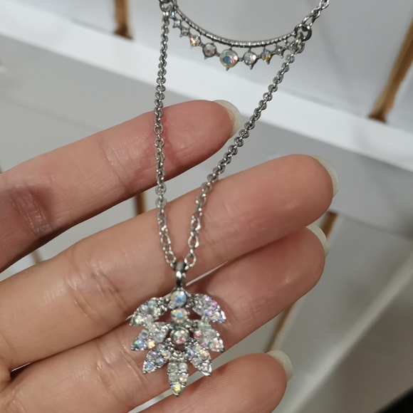 Necklace - Picture 4 of 4